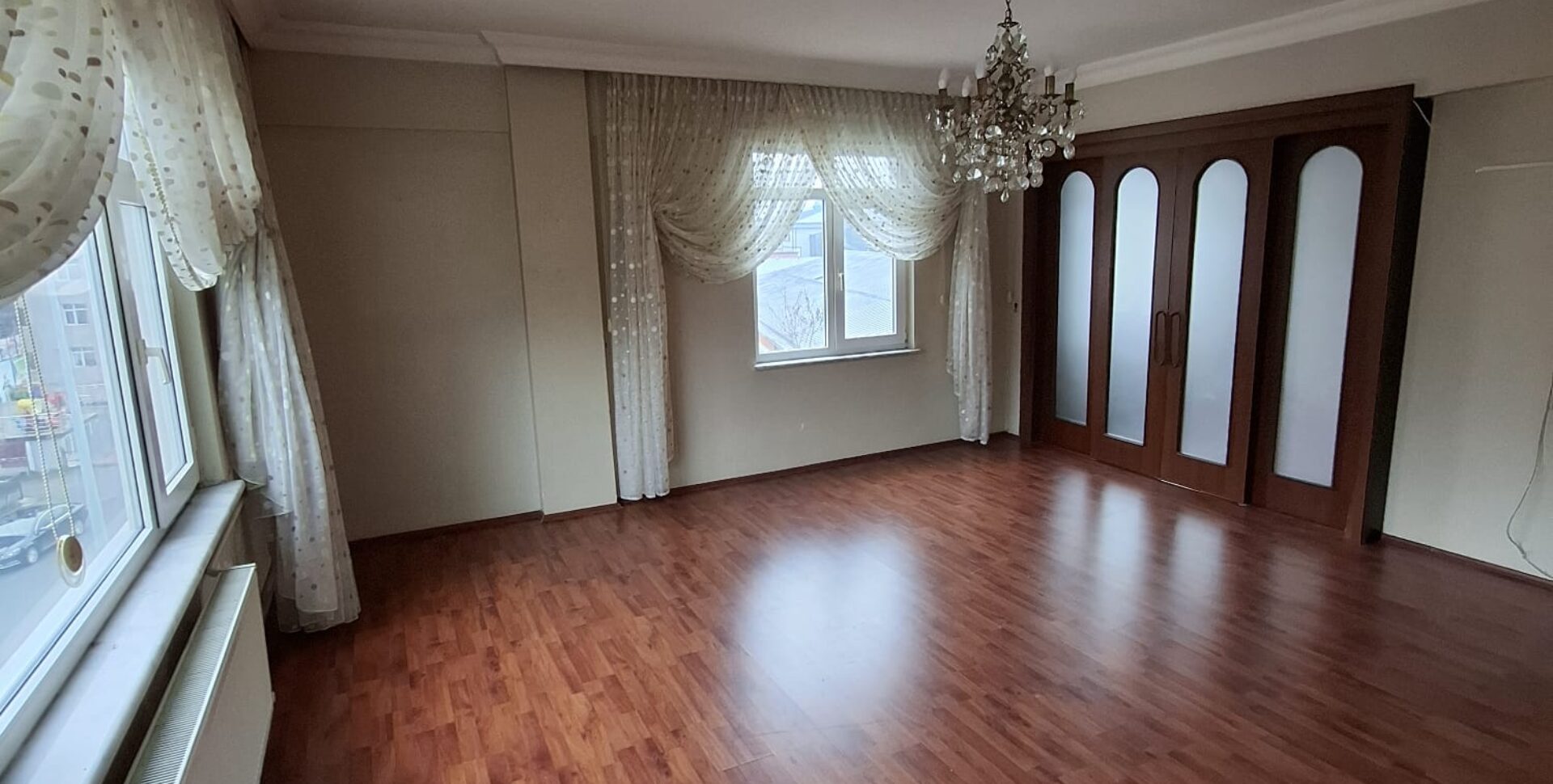 📌 SAHİLDE POLİS EVİNİN KARŞISINDA SATILIK DAİRE 📌