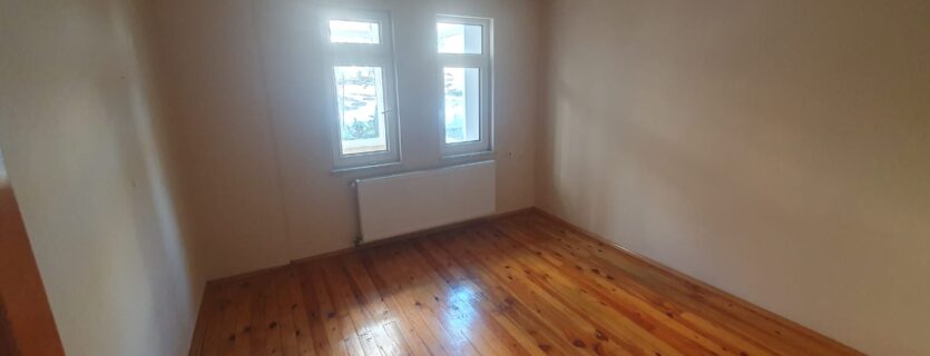 ACİL EMLAKTAN KİRALIK DAİRE