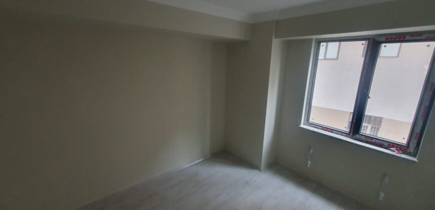 ACİL EMLAK’TAN YEŞİLTEPEDE 1+1 SATILIK DAİRE