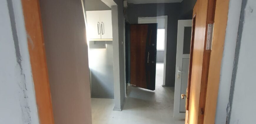 ACİL EMLAKTAN YALI CADDESİNDE 1+1 SATILIK DAİRE