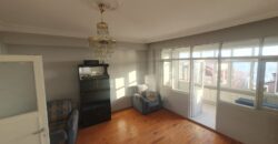 ACİL EMLAKTAN YALI CADDESİNDE   1+1 SATILIK DAİRE