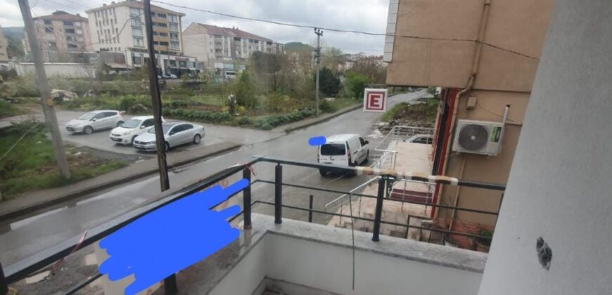 ACİL EMLAK’TAN YEŞİLTEPEDE 1+1 SATILIK DAİRE