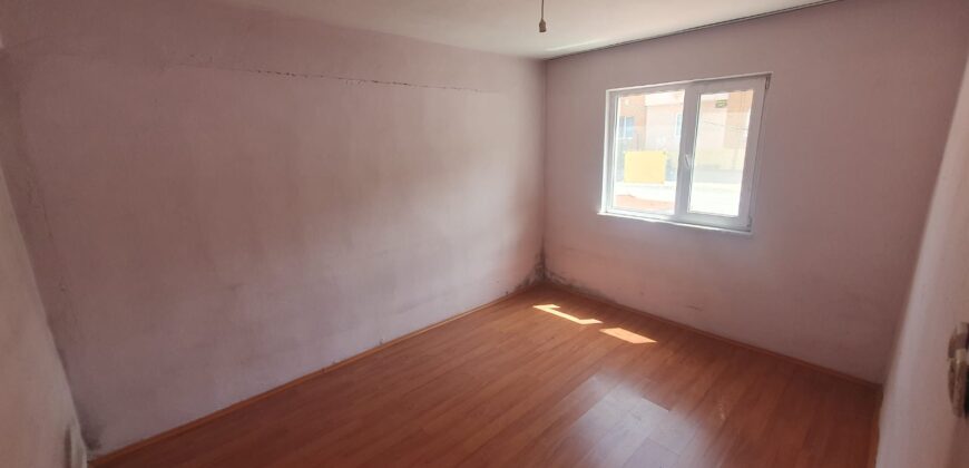 ACİL EMLAK’TAN KAVAKLIK MAHALLESİNDE SATILIK DAİRE