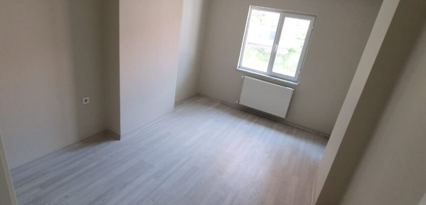 ACİL EMLAKTAN DORUK MEVKİDE SATILIK DAİRE