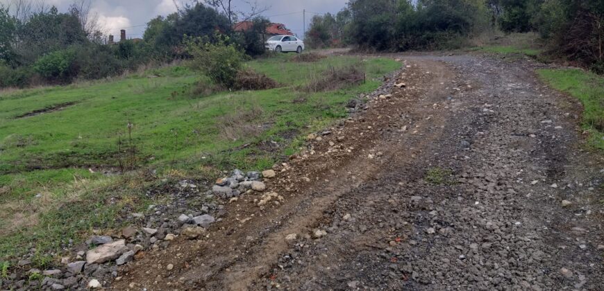 ACİL EMLAK’TAN KEŞKEK KÖY İÇERİSİNDE MÜSTAKİL ARSA