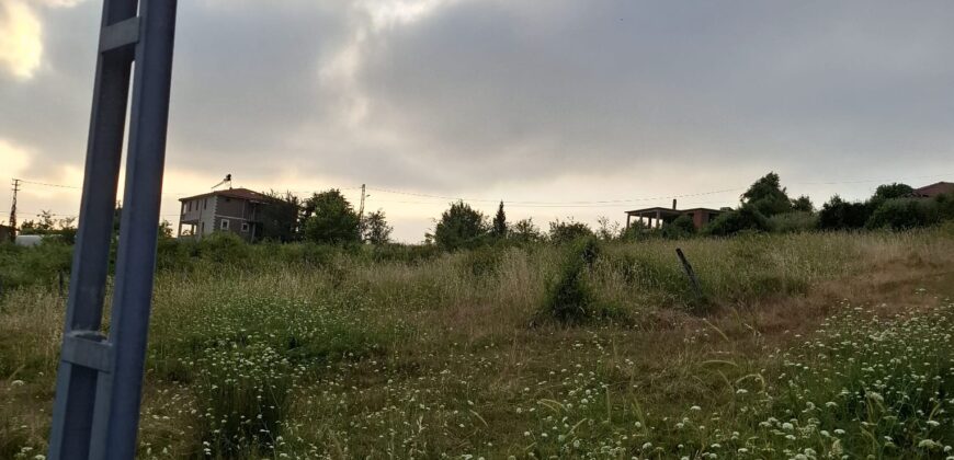 ACİL EMLAK’TAN KEŞKEK KÖY İÇERİSİNDE MÜSTAKİL ARSA