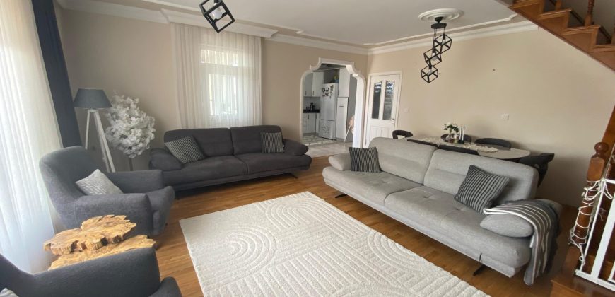 ACİL EMLAK’TAN DUBLEKS  3+1 SATILIK DAİRE