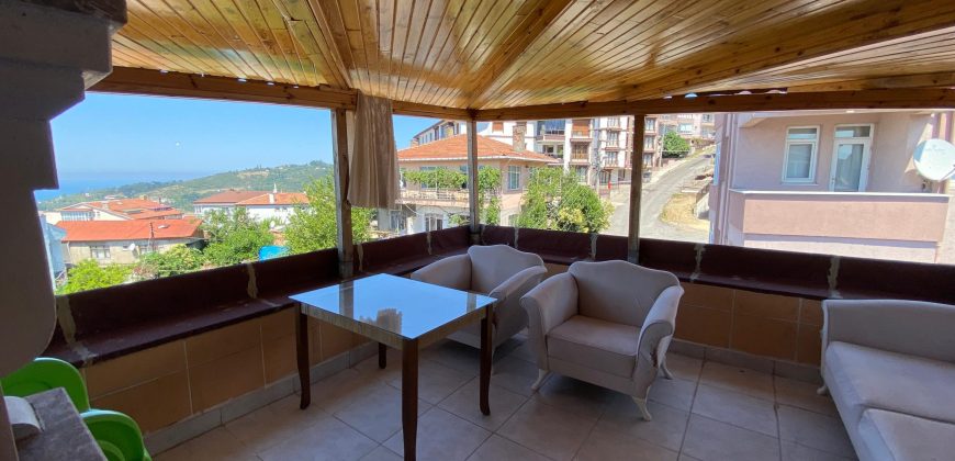 ACİL EMLAK’TAN DENİZ MANZARALI EŞYALI KİRALİK 2+1 DAİRE