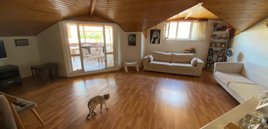 ACİL EMLAK’TAN DENİZ MANZARALI EŞYALI KİRALİK 2+1 DAİRE