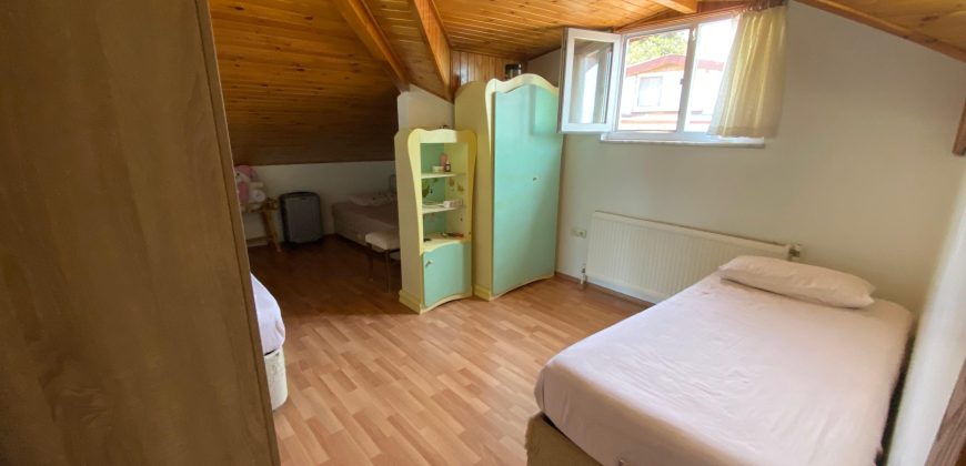 ACİL EMLAK’TAN DENİZ MANZARALI EŞYALI KİRALİK 2+1 DAİRE