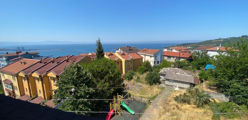 ACİL EMLAK’TAN DENİZ MANZARALI EŞYALI KİRALİK 2+1 DAİRE