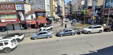 ACİL EMLAK’TAN MERKEZDE İŞLEK LOKASYONDA KİRALIK OFİS