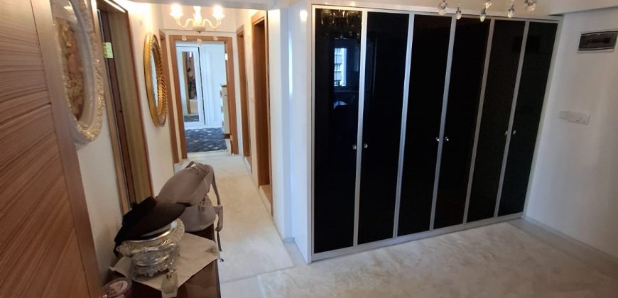 ACİL EMLAK’TAN EREĞLİN AVM KARŞISI 3+1 SATILIK DAİRE!!!