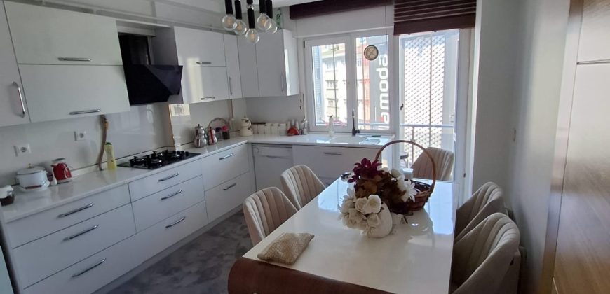 ACİL EMLAK’TAN EREĞLİN AVM KARŞISI 3+1 SATILIK DAİRE!!!