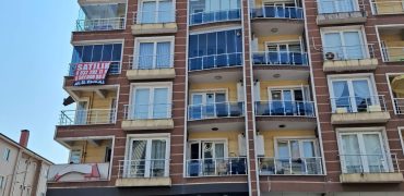 ACİL EMLAK’TAN EREĞLİN AVM KARŞISI 3+1 SATILIK DAİRE!!!